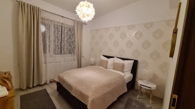 Apartament Toamnei