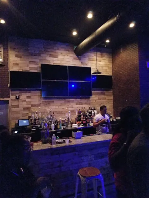 L Boulevard Cafe Supper Club