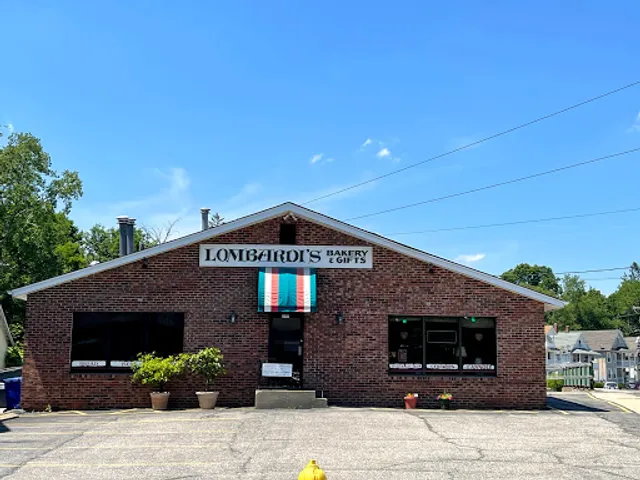 Lombardi's Bakery