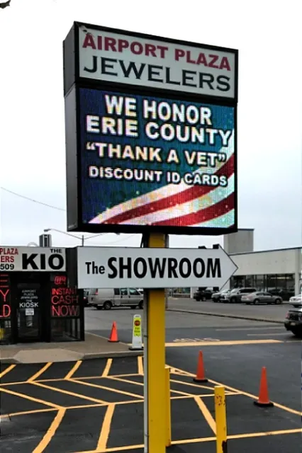 Airport Plaza Jewelers - The Kiosk