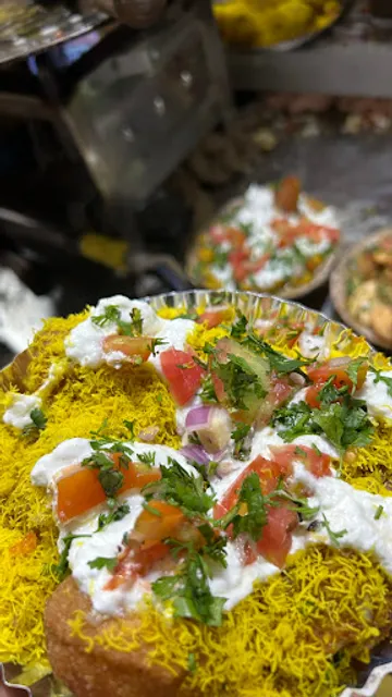 Mahavir Bhelpuri Center & Ice Cream Parlour