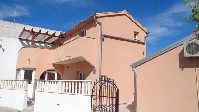 Apartments Ivan Vodice