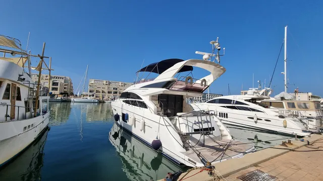 Marina Herzelia Pituah