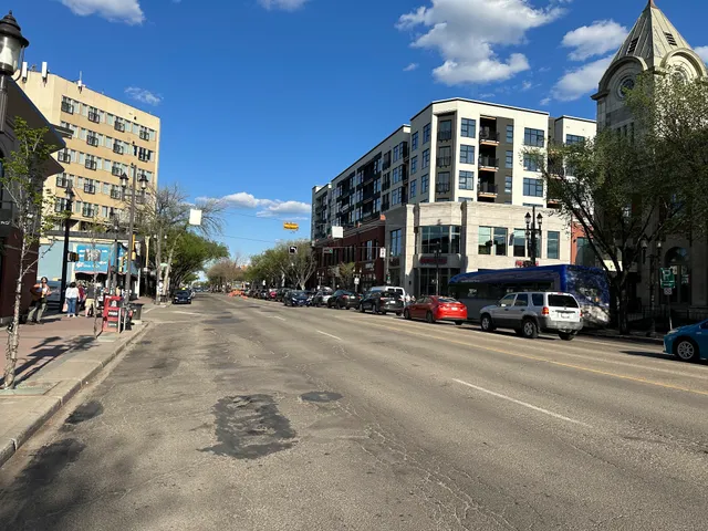 Whyte Avenue Plaza
