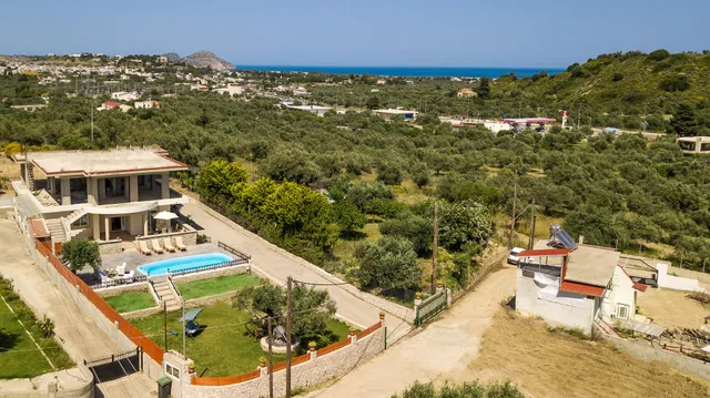 Villa linda tsampika