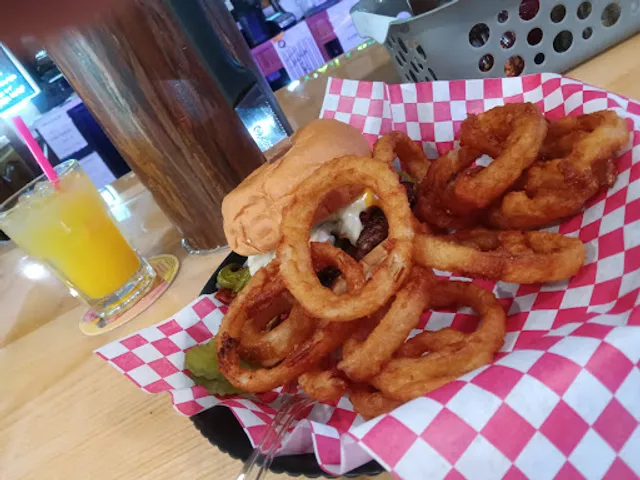 Hillbilly's Bar & Grill