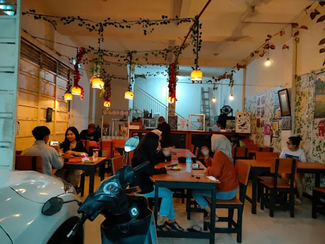 CILCUP SAMBA (cilok cupu sambal bawang)MALANG JATIM