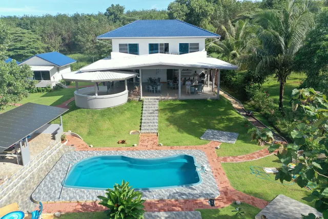 Corsita Resort Koh Mak