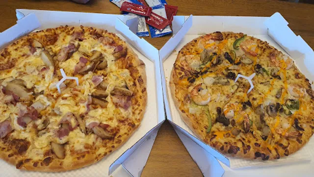 Dominos