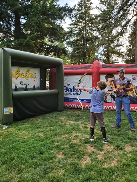 Tualatin Crawfish Festival