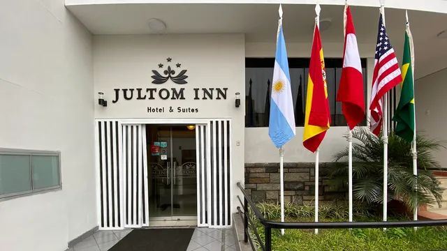 Jultom Inn Hotel & Suites