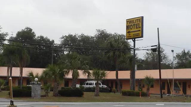Twilite Motel