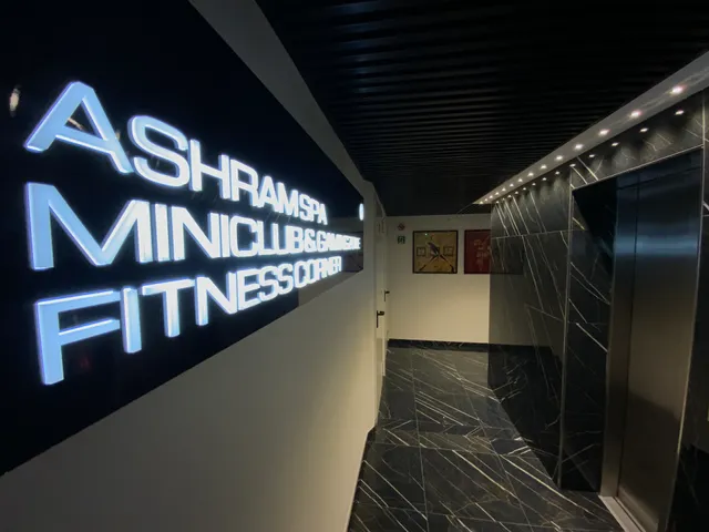 International Beach Hotel