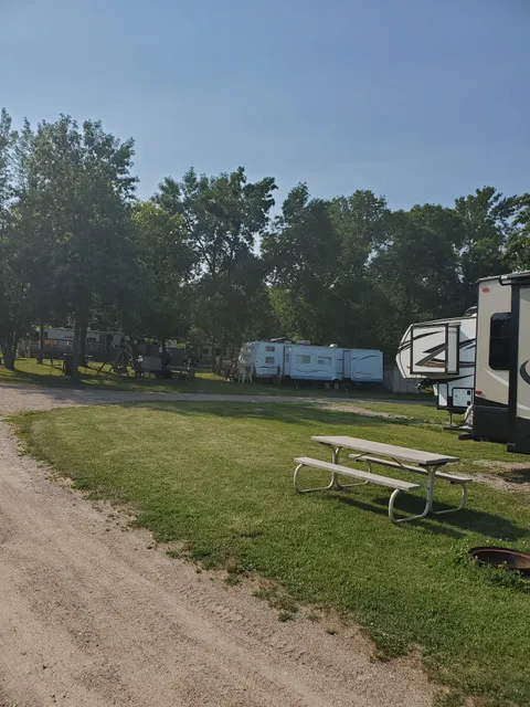 Hickory Hills Campground