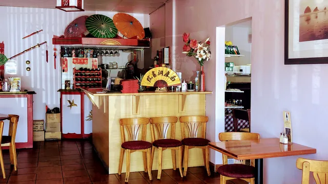 Redies Chinese Restaurant & Sushi Bar