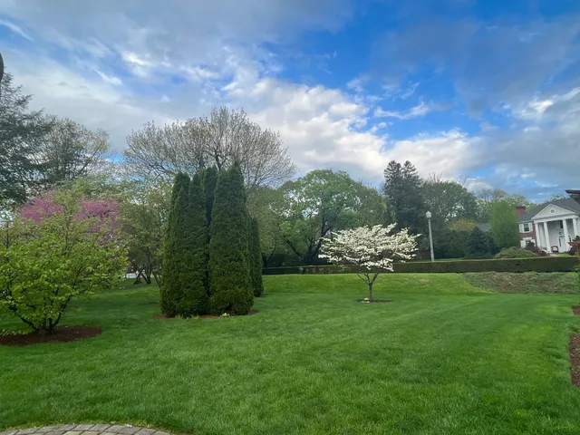 Cedar Creek Parkway West Dog Park