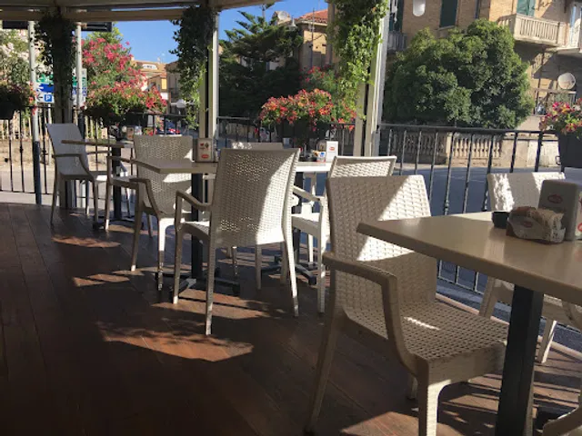 BLOOM by Caffè Atene