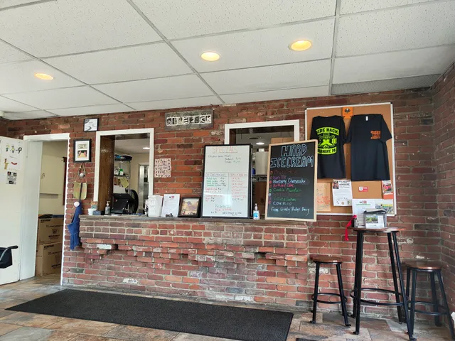 SideHack BBQ & Ice Cream