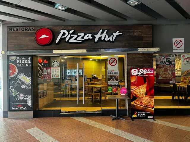 Pizza Hut Restaurant City Mall Kk