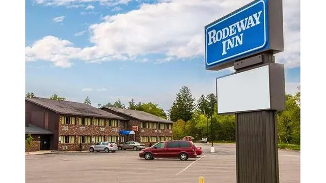 Rodeway Inn Muskegon Airport