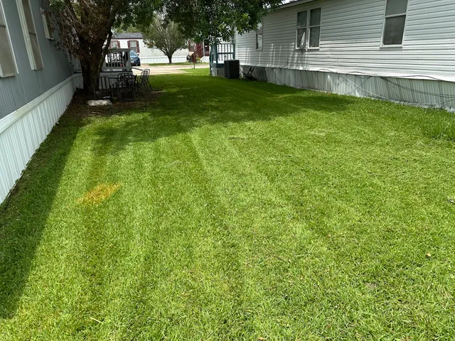 Laughlin’s Outdoor Renovations LLC