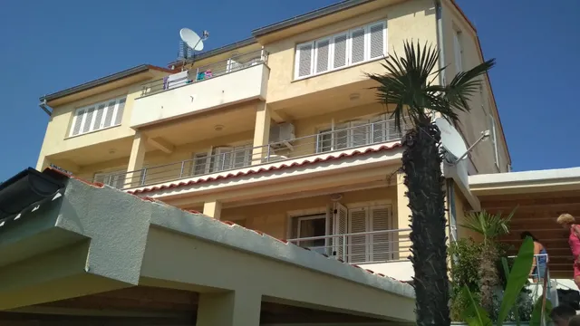 Apartments Marina
