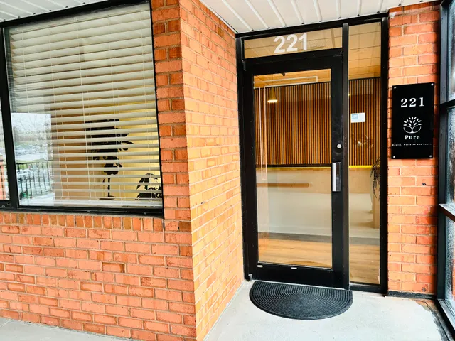 Charis James M.D. | Pure