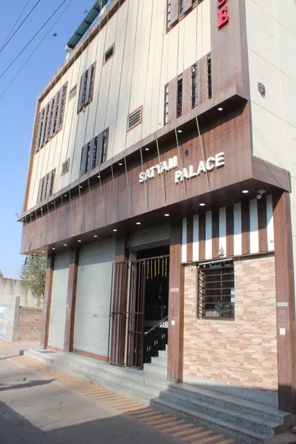 Hotel Satyam palace
