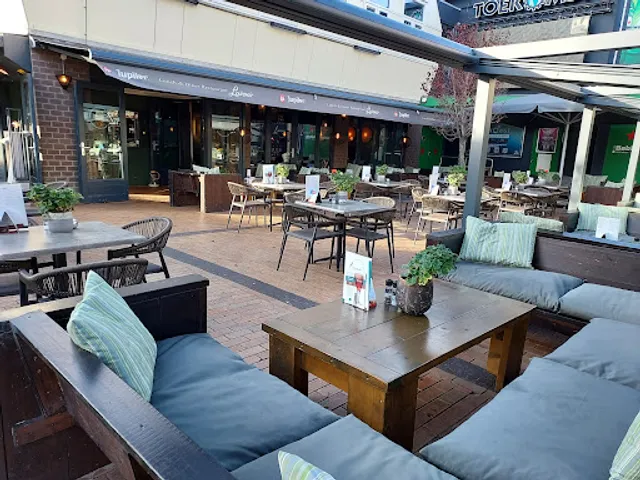 Restaurant L'avenir lunch & diner