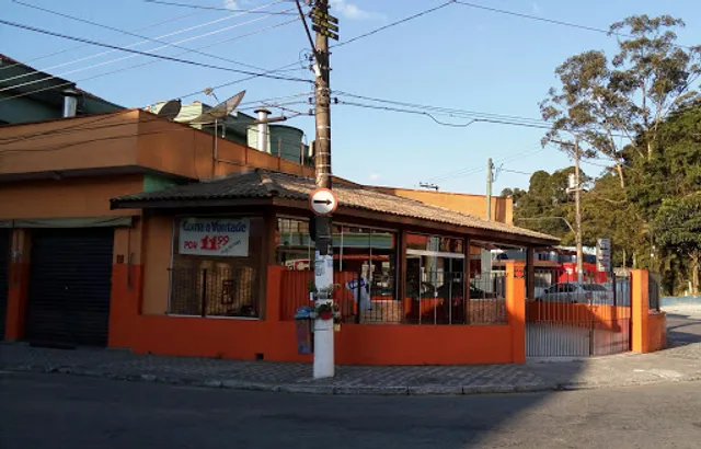 Tropical Sucos e Lanches