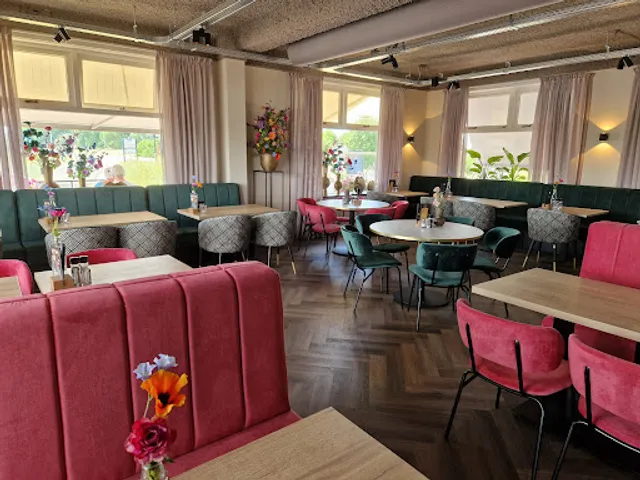 Café- Terras Zaal- Serre Veerhuis Concordia