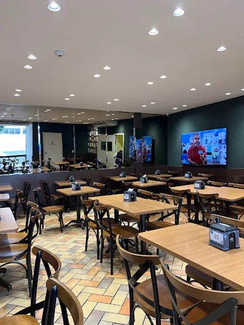 Famiglia Maran Restaurante, Confeitaria, Panificadora E Café 24h.