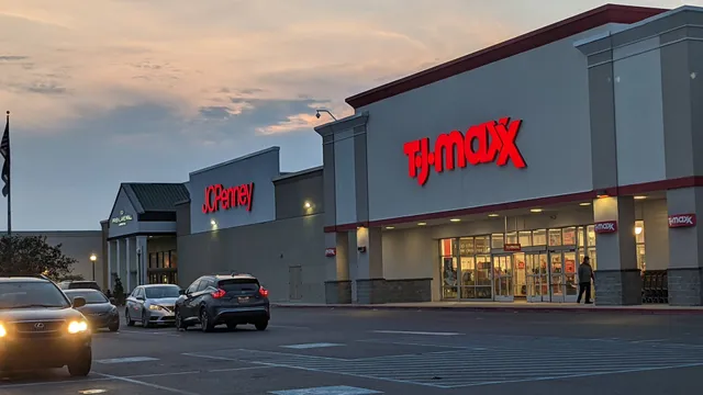 T.J. Maxx & HomeGoods