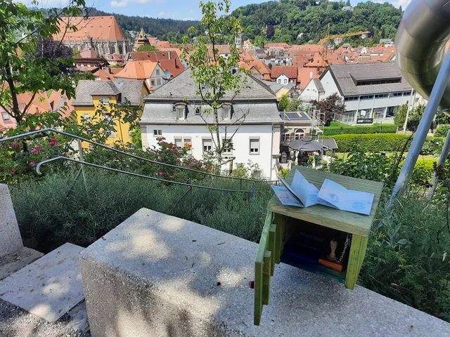 Berg der Kinder - Spielplatz mit Riesenrutsche