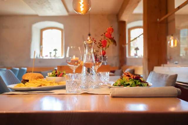 Rainhof Scheune – Restaurant Café Hotel