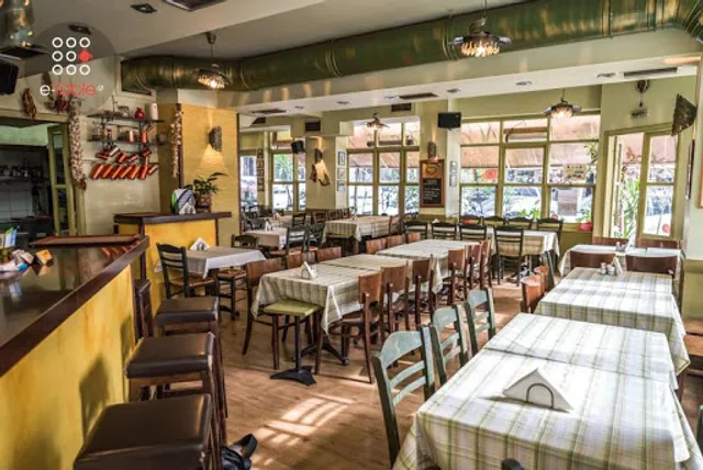 NOSTOS Taverneio Tavern