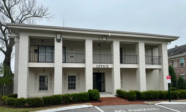 Oak Alley Apartment Homes