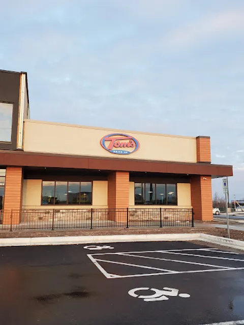 Tom's Drive In