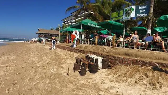 Burros Bar & Restaurant