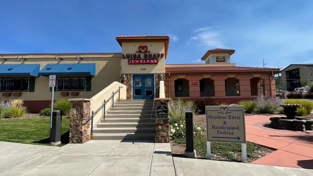 Luisa Graff Jewelers