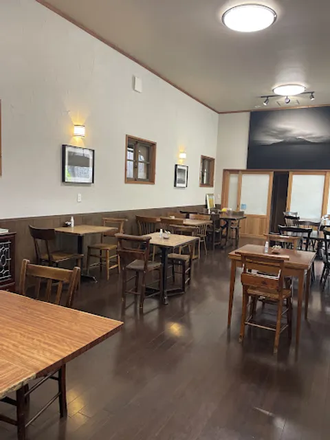 Bäckerei Konditorei Hidaka / Eis & Café Hidaka