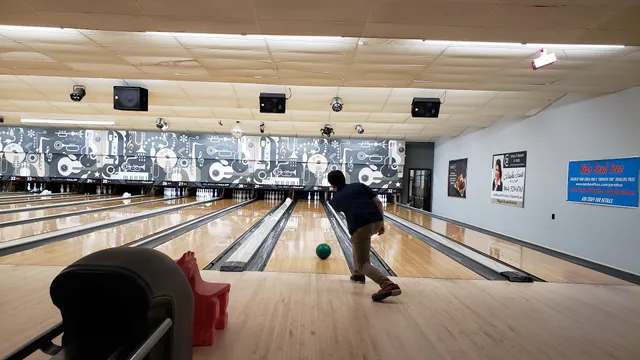 Paradise Lanes & FEC