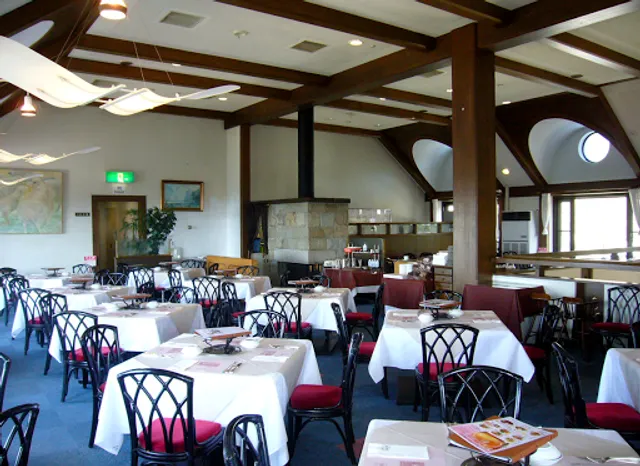 Kōbe Cheese Restaurant