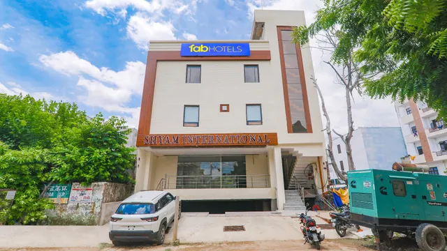 FabHotel Shyam International