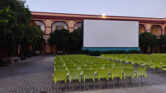 Patio De La Diputación