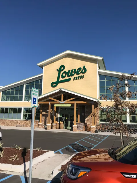 Lowes Foods of Summerville
