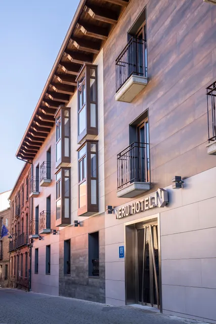 Hotel Neru con Encanto