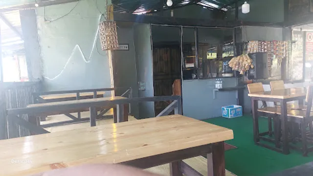 Lestoran warpalt streetfood puncak bogor