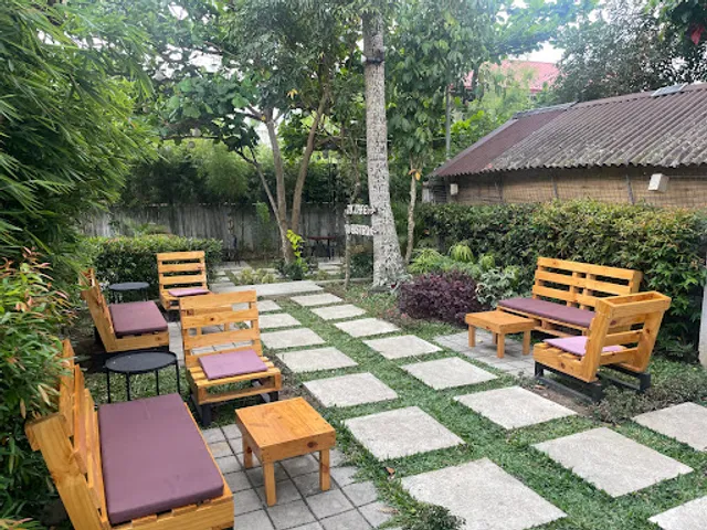 Felipo: Cafe•Bistro•Bar