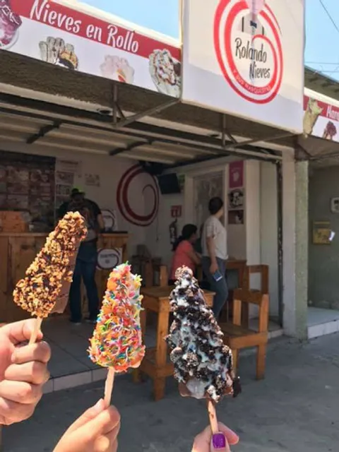 Rolando Nieves y sus Marquesitas